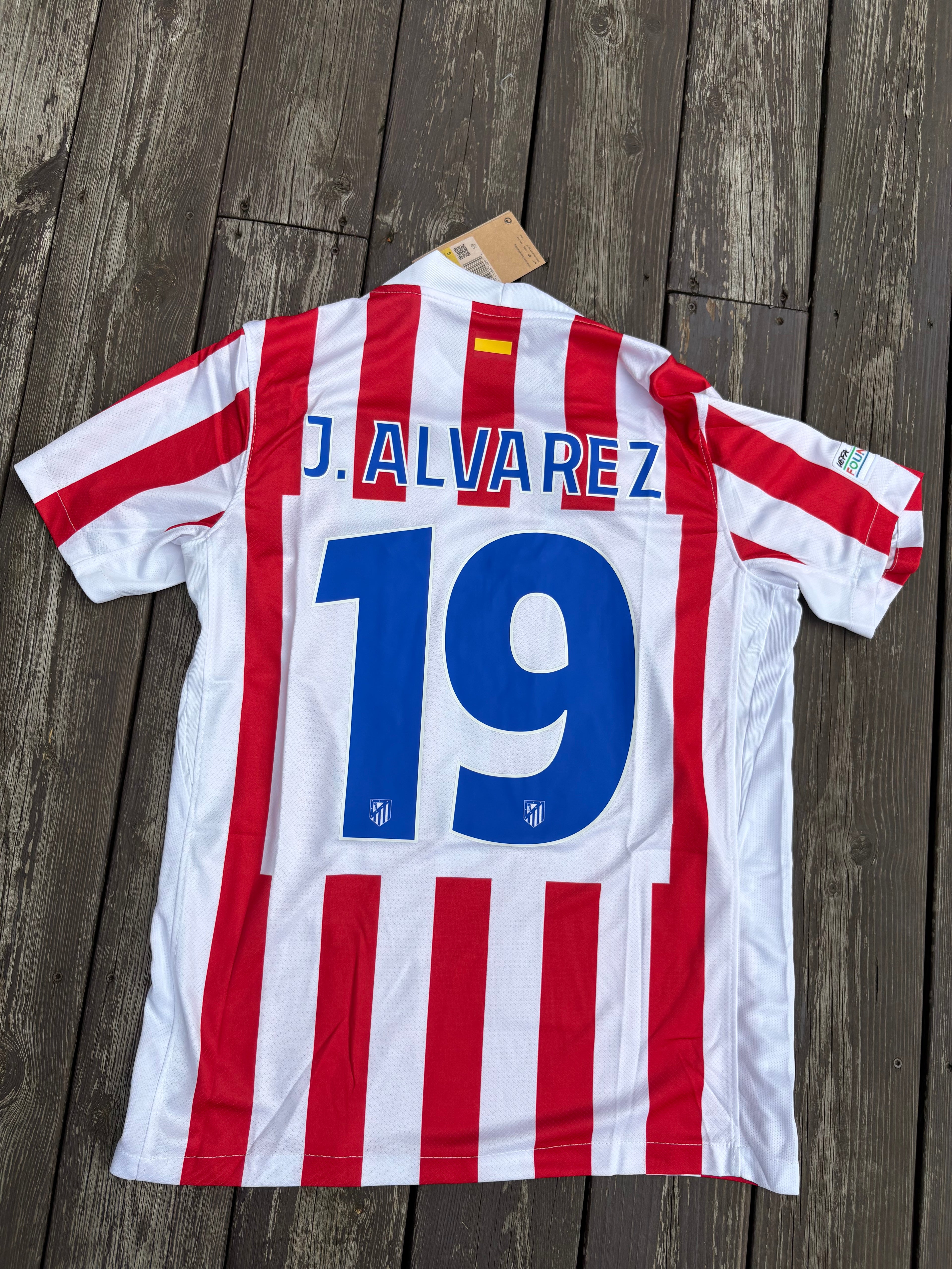 ATLETICO MADRID HJEMMEDRAKT 2025/26 MED CHAMPIONS LEAGUE BADGE