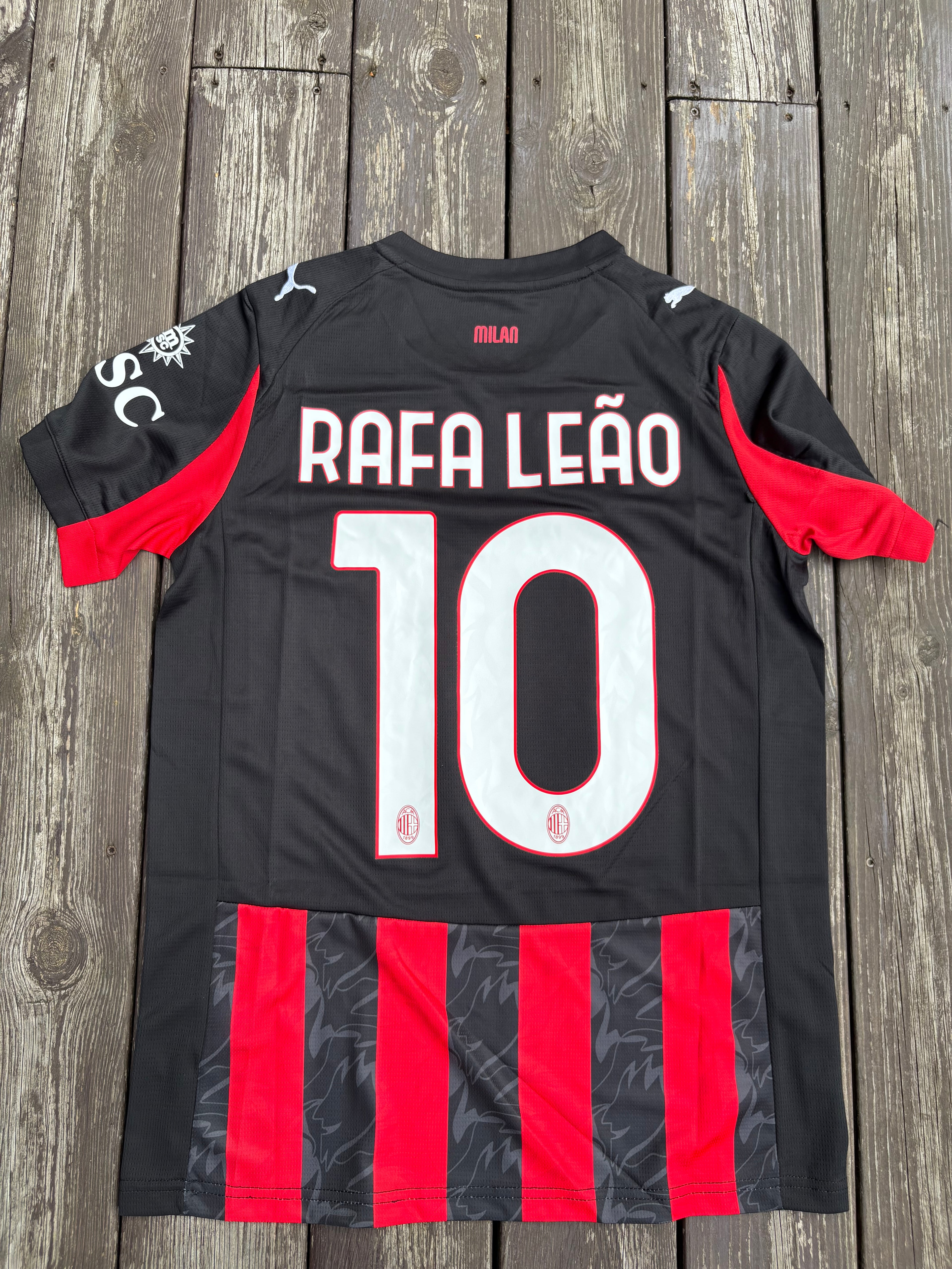 AC MILAN HJEMMEDRAKT 2025/26