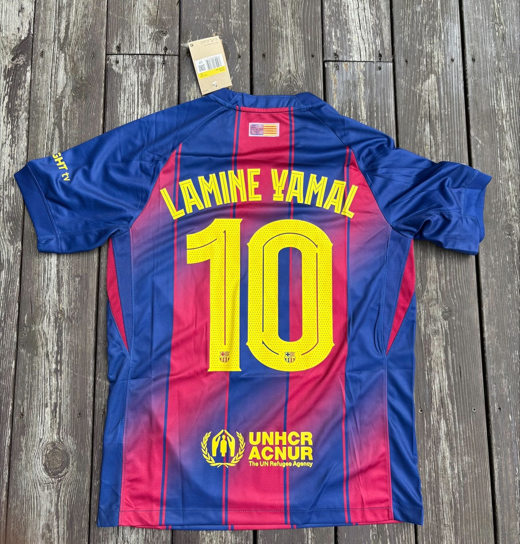 FC BARCELONA HJEMMEDRAKT 2025/26 CHAMPIONS LEAGUE BADGE