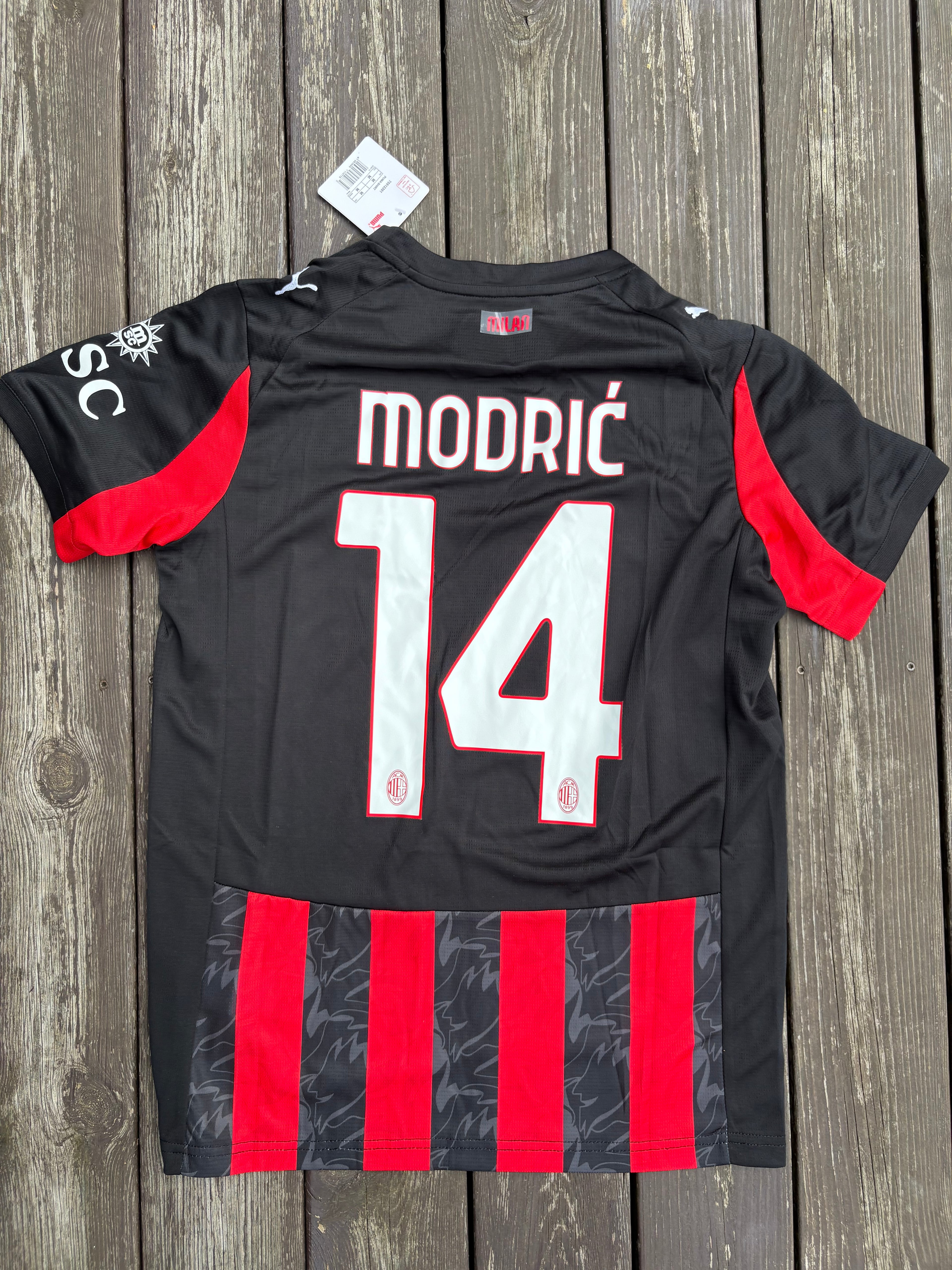 AC MILAN HJEMMEDRAKT 2025/26